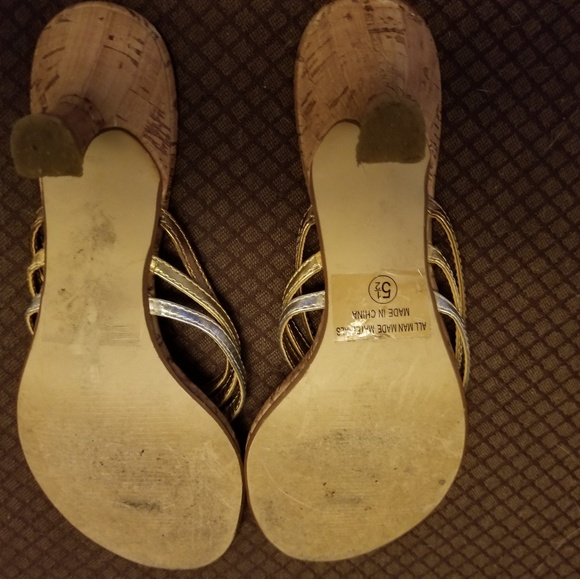 Sandals - Picture 2 of 5